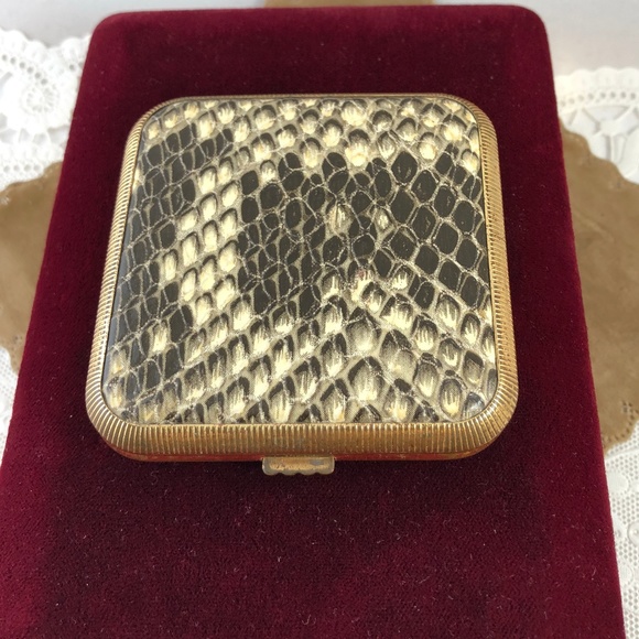 Vintage LEATHER SNAKESKIN STYLE Powder Compact